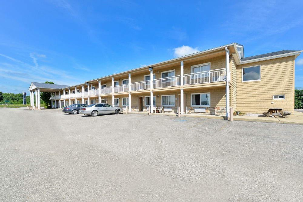 Americas Best Value Inn Ashtabula/Austinburg Exteriör bild